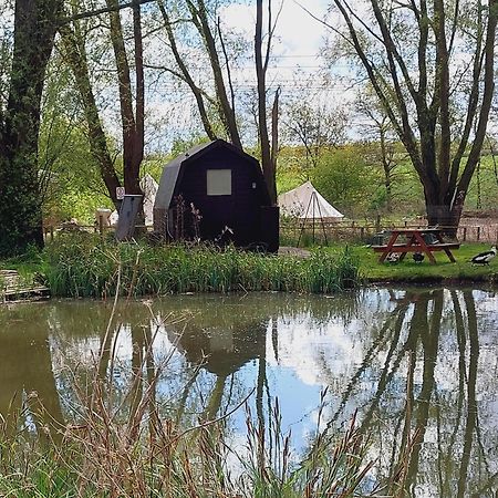 Rum Bridge Fisheries "The Cabin" Hotel Clare Buitenkant foto